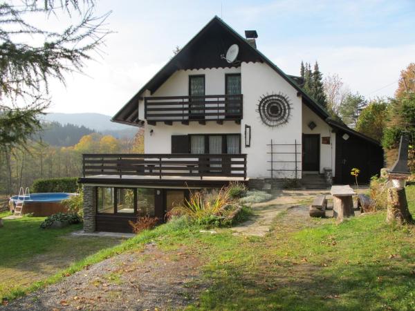 Na fotografii je vidět objekt Holiday home in Cachrov - Böhmerwald 35500 nacházející se ve městě Svinná.