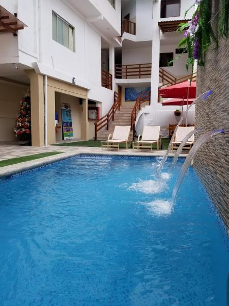 Na fotografii je vidět objekt Hostal España nacházející se ve městě Puerto Ayora.