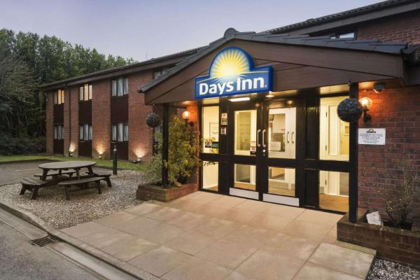 A la foto es mostra l'objecte Days Inn Bridgend Cardiff situat a la ciutat de Aberkenfig.