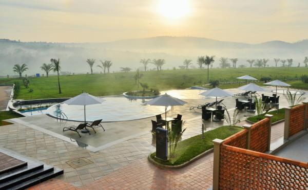 Foto 3: EPIC Hotel & Suites