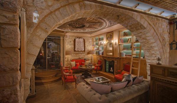 KAMARES Historic Boutique Hotel & Spa, Ioannina