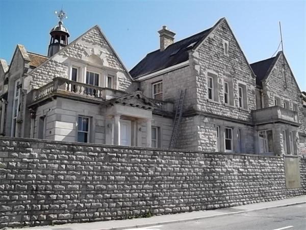 The Old Portland Courthouse - Weymouth