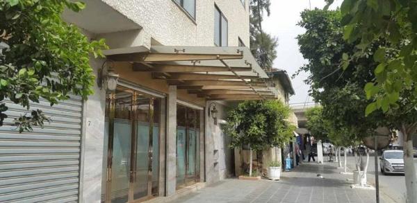 A la foto es mostra l'objecte Casablanca Hotel situat a la ciutat de Dar el Beïda.