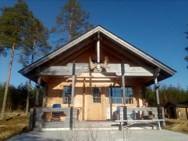 Auf dem Foto ist das Objekt Tarinatupa Simojärvi in der Stadt Impiö zu sehen.