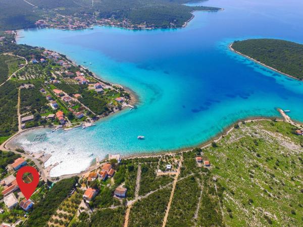 A la foto es mostra l'objecte Holiday Home Lovište situat a la ciutat de Lovište.