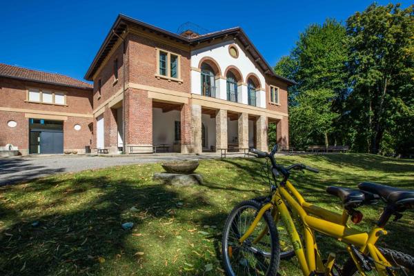På billedet ses objektet B&B e Ostello, Parco di Monza, CASCINA COSTA ALTA beliggende i byen Biassono.