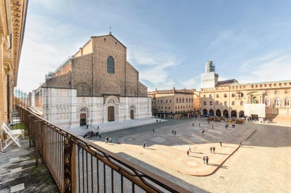 Piazza Maggiore Suite, Болонья