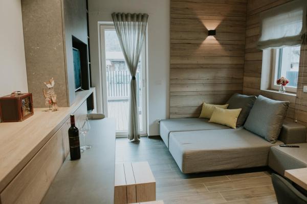 Kuva 3: Villa Mojca - Jasna&Jelka Apartments, Central Location with Private Garage and Alpine View