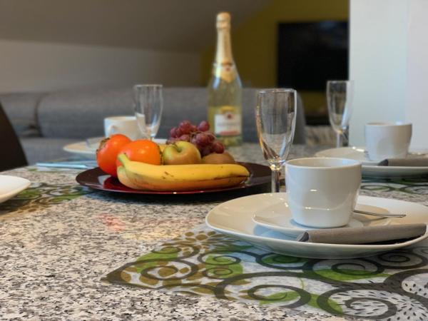На фото показан объект Apartment Köln Ensen, расположенный в городе Кёльн.