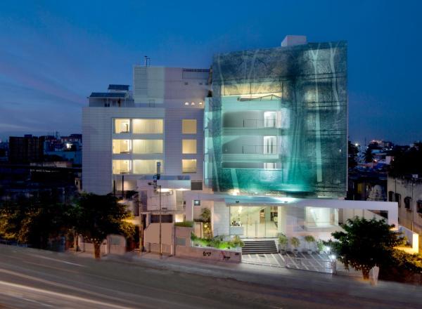 SRS Springs Hotels and Spa, Бангалор