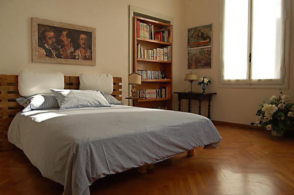 Italy Prestigious Guest House - 볼로냐
