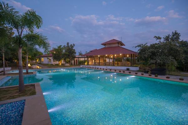 A la foto es mostra l'objecte Tuli Veer Bagh Resort situat a la ciutat de Rāmtek.