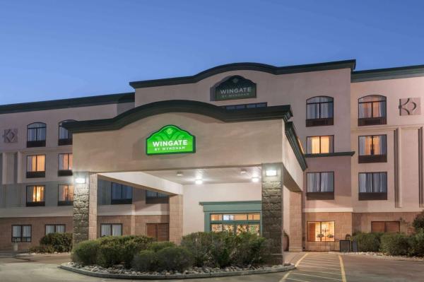 A la foto es mostra l'objecte Wingate by Wyndham - Edmonton West situat a la ciutat de Edmonton.