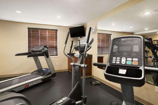 Foto 3: Ramada by Wyndham Edson