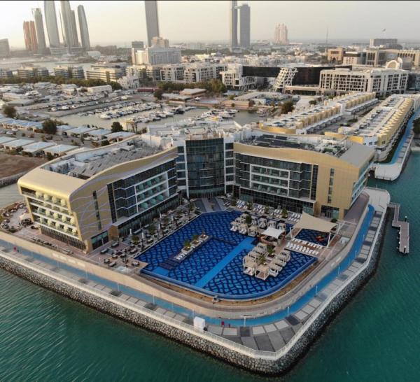 På billedet ses objektet Royal M Hotel Abu Dhabi by Gewan beliggende i byen Abu Dhabi.