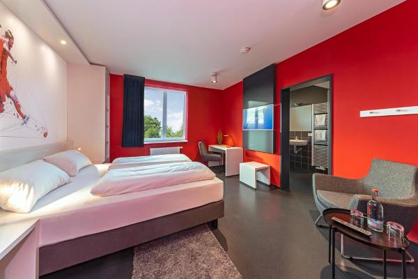 A la foto es mostra l'objecte Hotel Athletik Kiel situat a la ciutat de Felm.
