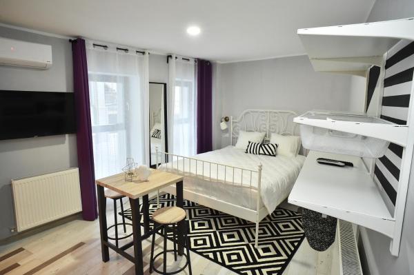 写真にはブカレスト市にあるHeights Accommodation City Centerが写っています。
