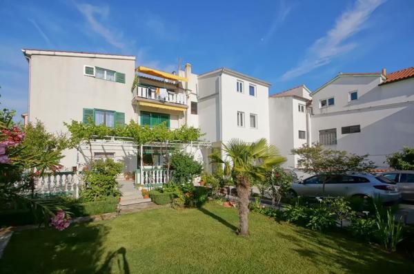 A la foto es mostra l'objecte Apartments Zanze near Blue Beach situat a la ciutat de Vodice.