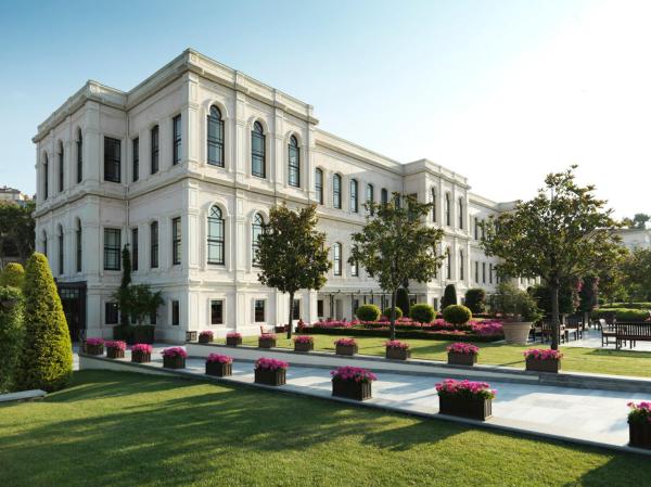 Four Seasons Hotel Istanbul at the Bosphorus, Stambuł