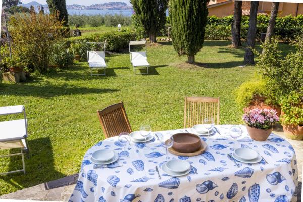Nella foto è visibile l'oggetto Villa Lilla situato nella città di Magazzini.