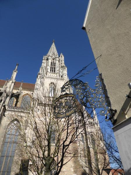 A la foto es mostra l'objecte Hotel Ulmer Spatz situat a la ciutat de Ulm.