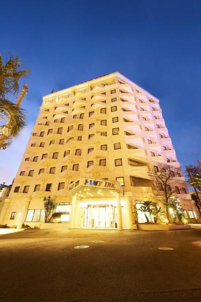 A la foto es mostra l'objecte Famy Inn Makuhari situat a la ciutat de Kuguta.