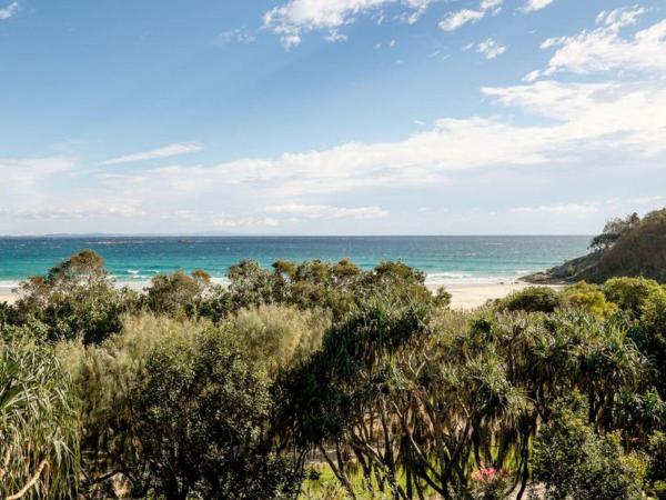 Claytons 1 By Discover Stradbroke - Point Lookout