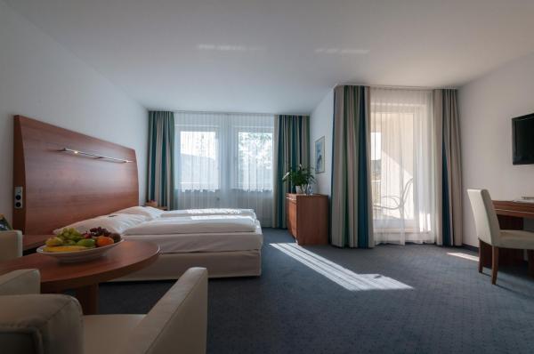 Auf dem Foto ist das Objekt Albhotel Fortuna in der Stadt Riederich zu sehen.