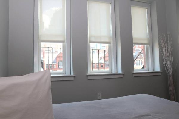 Foto 3: Stylish Studio on Newbury St, THIS IS BOSTON! #12