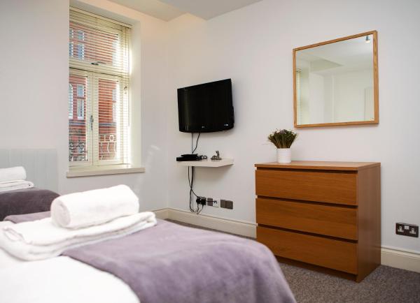 Foto 5: Apt 3, Trafalgar Sq Duplex, 3rd & 4th floor by Indigo Flats