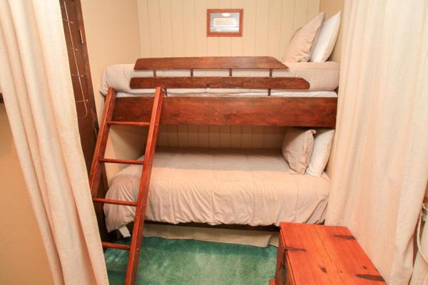 Foto 3: Discovery 4 137