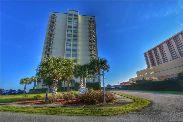 Na fotografii je vidět objekt 110 South Hampton Condo nacházející se ve městě Myrtle Beach.