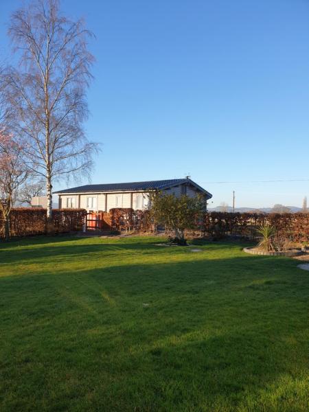 Στη φωτογραφία φαίνεται το αντικείμενο Ruth's Retreat Country Retreat with private hot tub που βρίσκεται στην πόλη Stapleton.