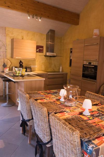 Gîte De Corbion Une Envie D'ailleurs 6personnes Et Le Pt Bonheur 2 Personnes - Belgium