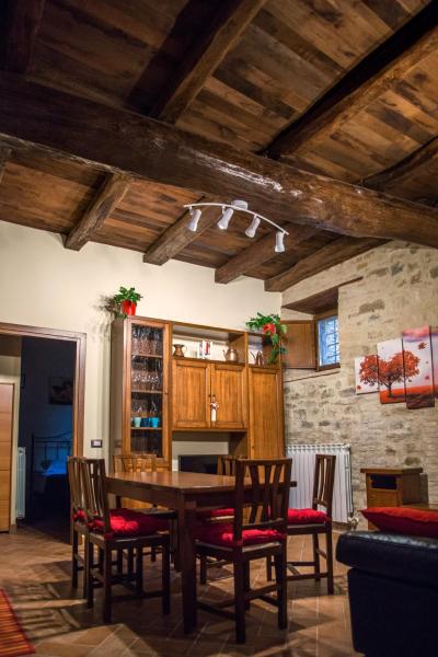 På billedet ses objektet Vecchio Forno Casa Vacanze beliggende i byen Montefalco.