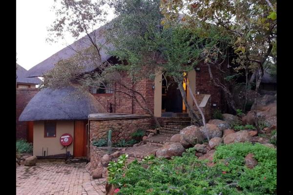 写真にはベラ・ベラ市にあるGecko Lodge and Cottage, Mabalingweが写っています。