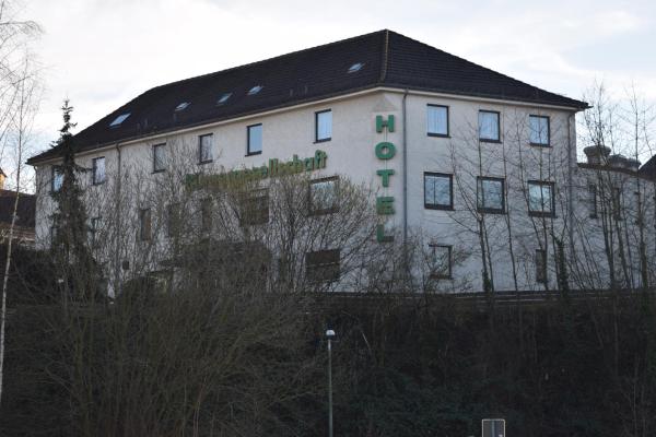 Op de foto is het object Hotel Bürgergesellschaft te zien, gelegen in de stad Offhausen.