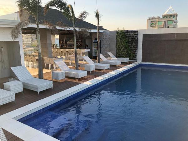 Nella foto è visibile l'oggetto Apollonia Royale Hotel situato nella città di Angeles.