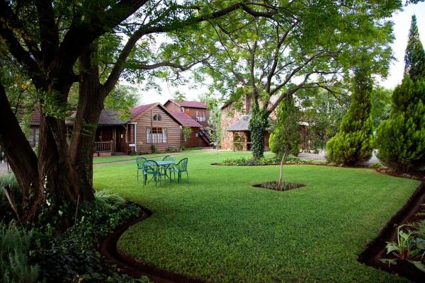 Na foto é possível ver o objeto Fairhaven Guest House localizado na cidade de Khuma.