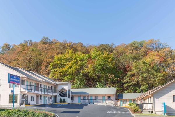 照片显示了位于Winston市的罗斯堡豪生国际快捷酒店物件。