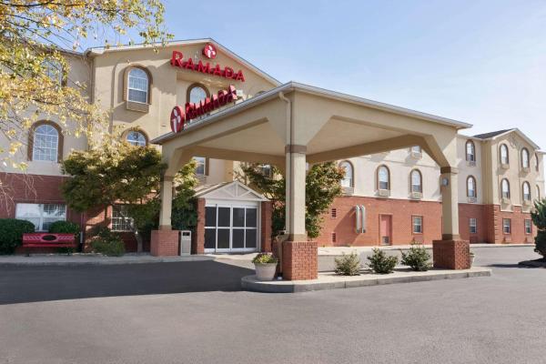 Foto 2: Ramada by Wyndham Elizabethtown