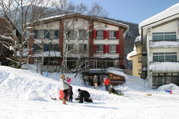 Kuvassa näkyy kohde Villa Alpen, joka sijaitsee kaupungissa Yamanouchi.