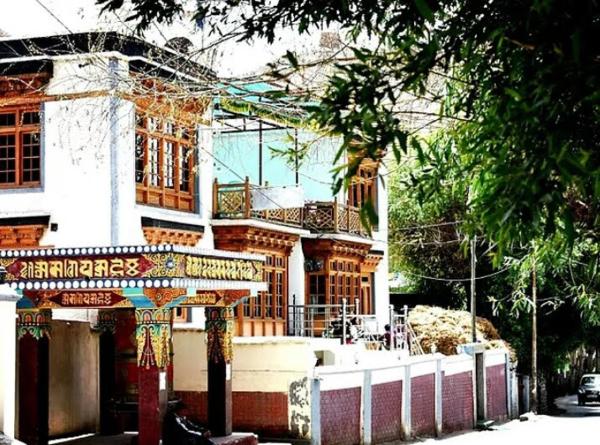 A la foto es mostra l'objecte Youthok Guest House situat a la ciutat de Leh.