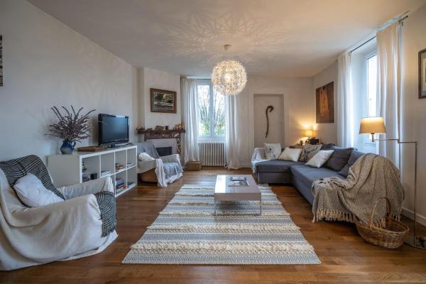 Na fotografii je vidět objekt Bright airy spacious apartment nacházející se ve městě Passy.