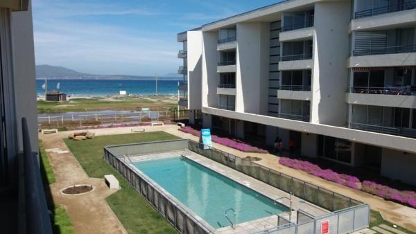 Auf dem Foto ist das Objekt Departamento Familiar Linda Vista Condominio BordeMar Los Molles in der Stadt Los Molles zu sehen.