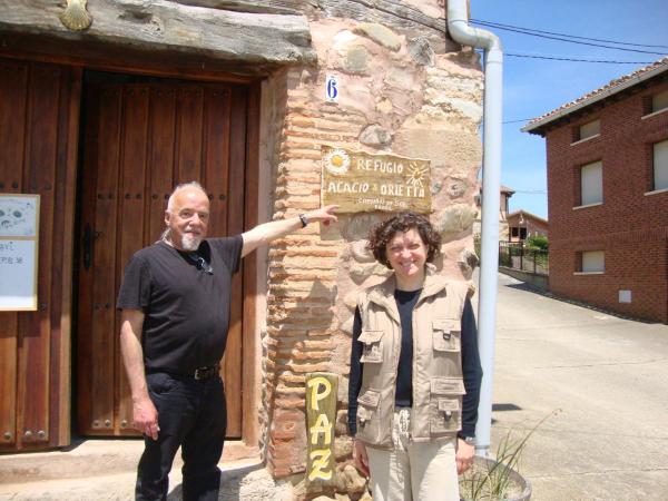 Na fotografii je vidět objekt Refugio peregrinos Acacio & Orietta nacházející se ve městě Viloria de Rioja.