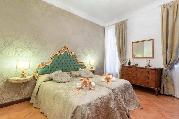 A la foto es mostra l'objecte Venetian Infinity situat a la ciutat de Venècia.