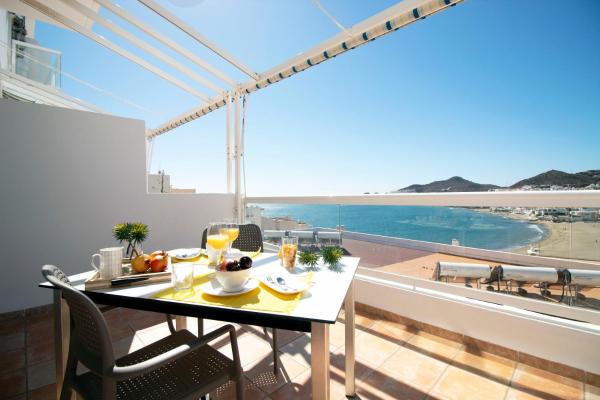 Na foto é possível ver o objeto Apartamento El Cabo l localizado na cidade de San José.