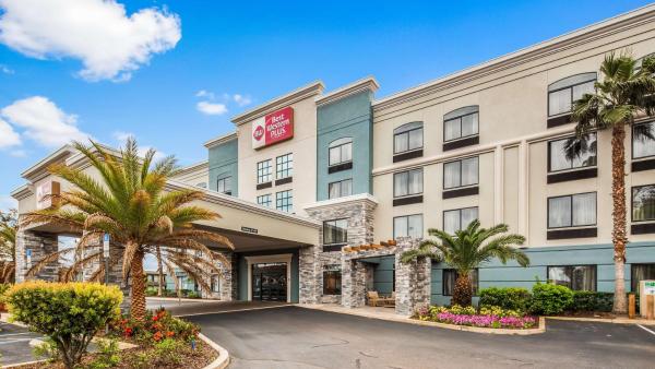 På bildet vises objektet Best Western Plus St. Augustine I-95 som ligger i byen St. Augustine.