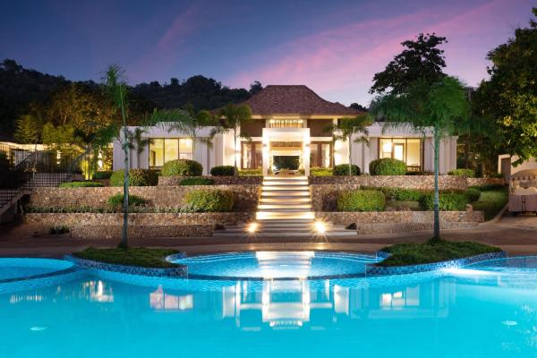 A la foto es mostra l'objecte Bacau Bay Resort Coron situat a la ciutat de Coron.